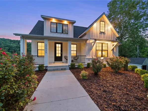 22030 Dogwood Cir, Springdale, AR 72764