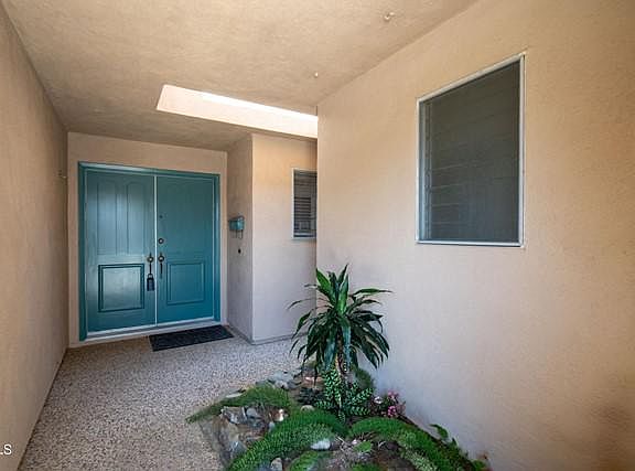 3rd image of 9539 Santa Maria St