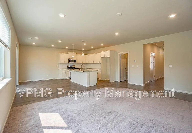 11603 NE 138th Ave — Photo 10