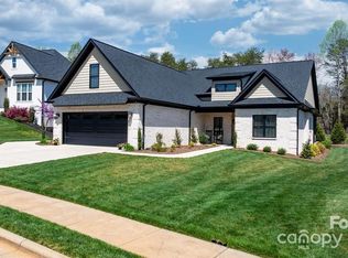 4210 Holly Cir NE, Conover, NC 28613