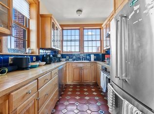 8 Gloucester St APT 12A, Boston, MA 02115