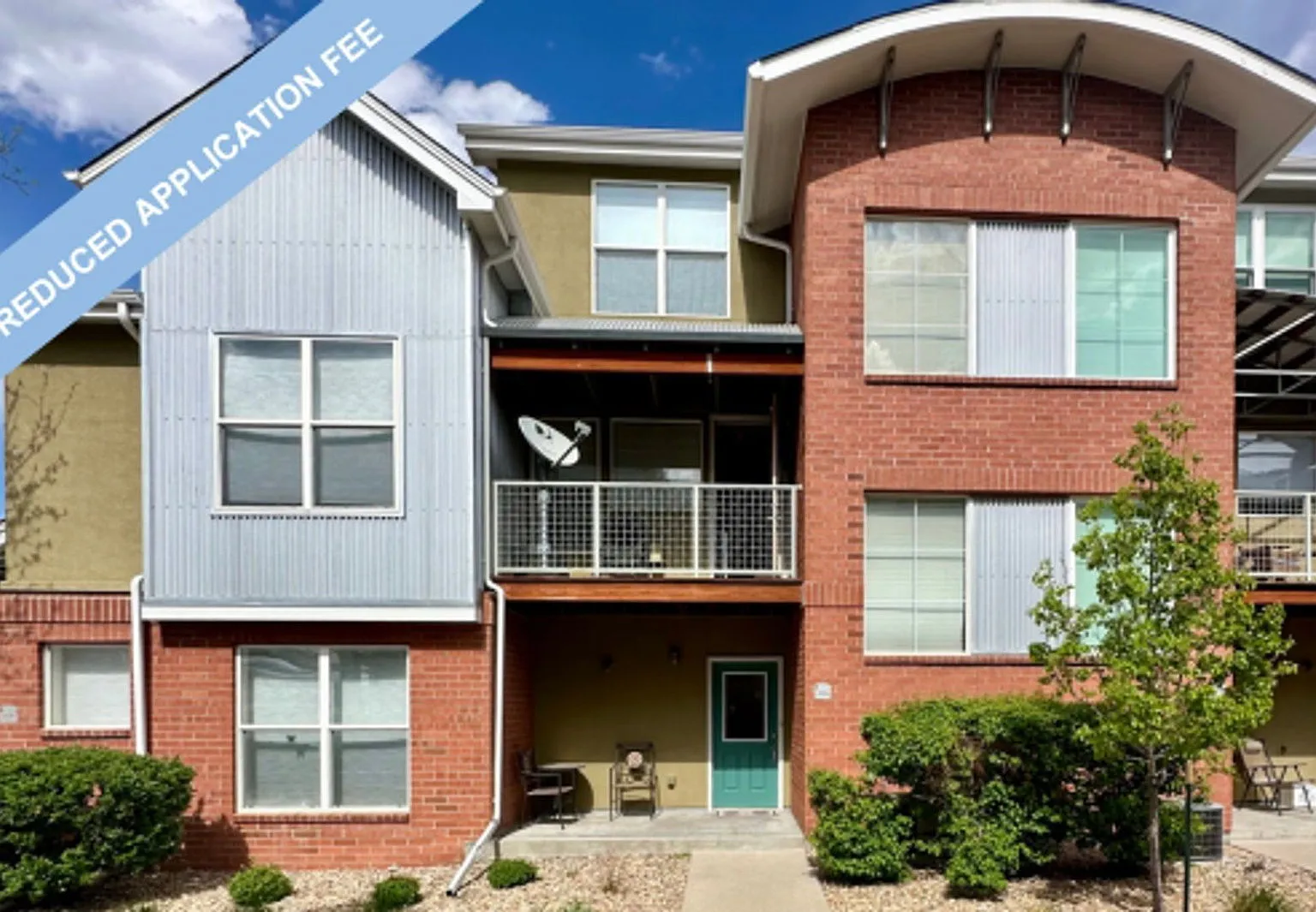 2 bed, 2.5 bath, 1300 sqft, $2,595 — Photo 1