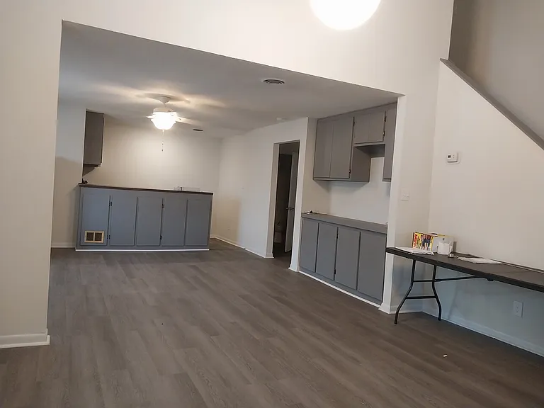 924 Merritt Dr #3 — Photo 6