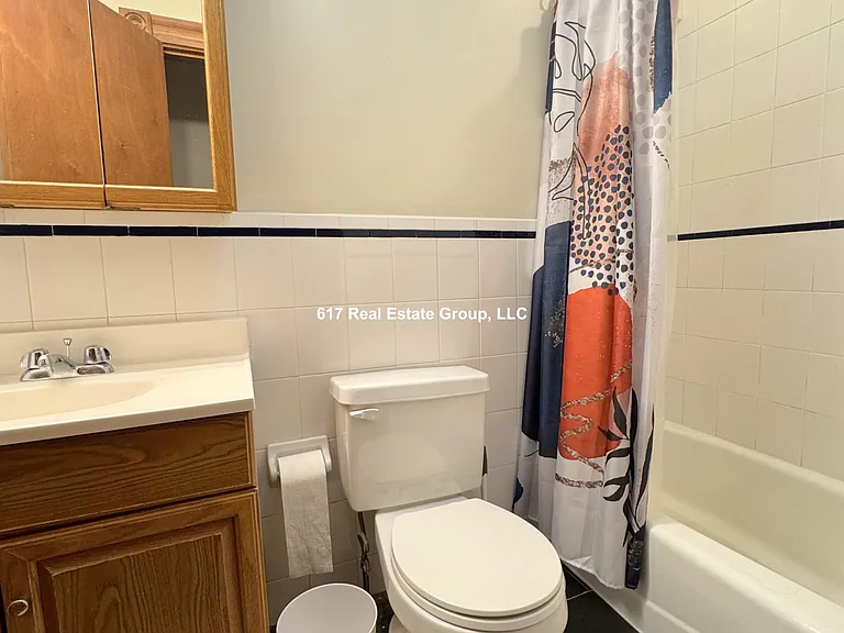 21 Gibbs St #4 — Photo 9