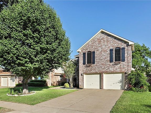 2nd image of 2313 Creekhaven Dr
