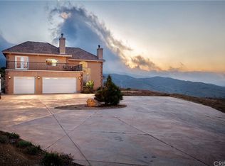 1338 W Lago Lindo Rd, Palmdale, CA 93551