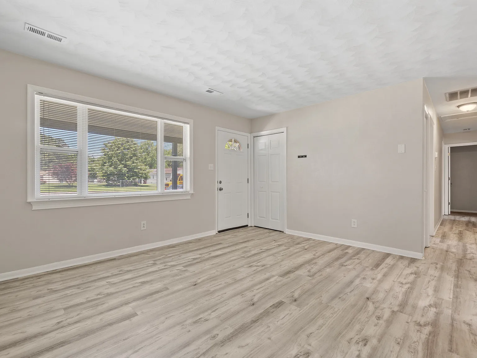3305 Portobello Court - 1 — Photo 4