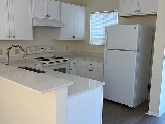 Kitchen done with newer appliances