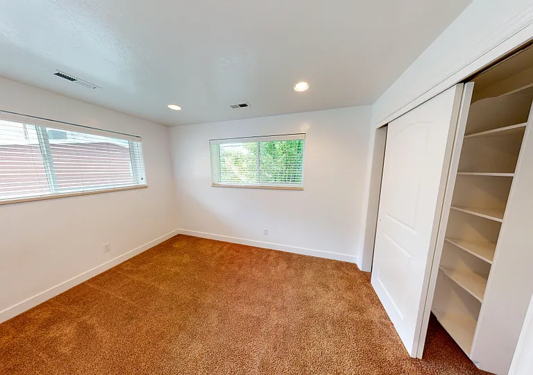 1000 E Center St #1 — Photo 18