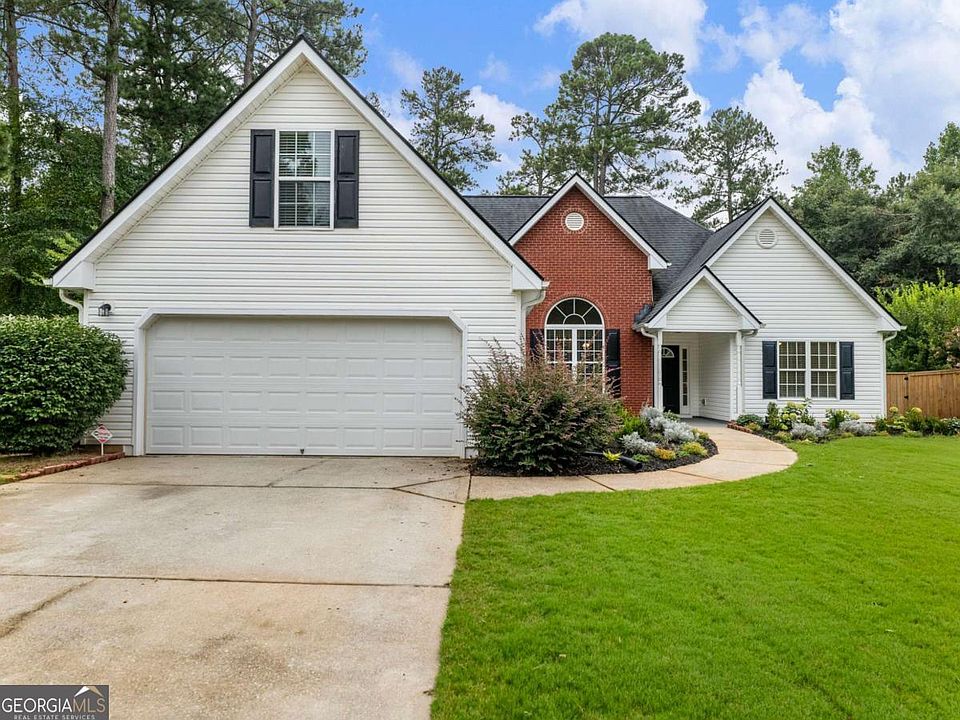 1st image of 835 Winding Grove Ln