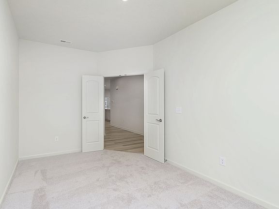5th image of 15348 Montfort Dr