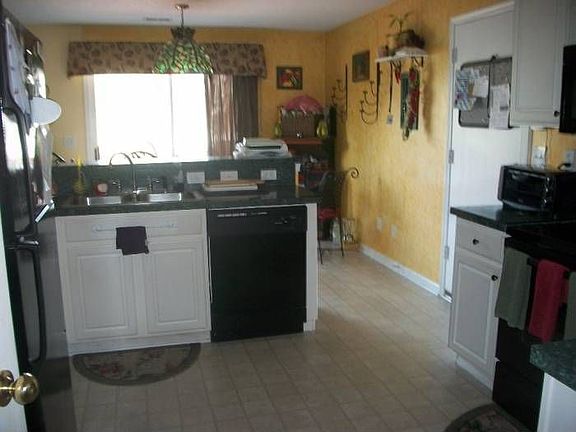 4th image of 9426 Golden Pond Dr
