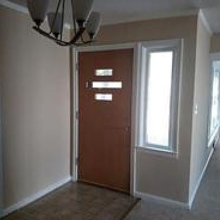 4th image of 727 S Adams St