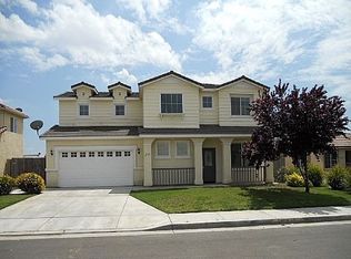 2191 W San Lucia Ct, Porterville, CA 93257