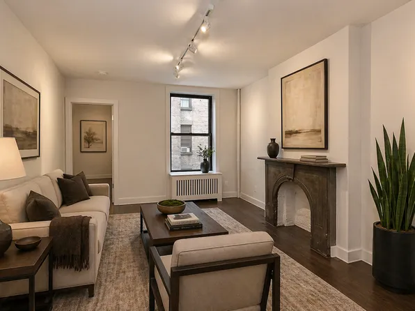 182 Columbus Avenue image 1 of 8