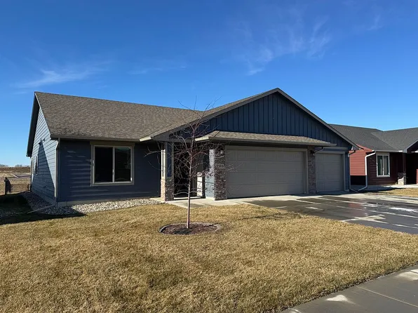 2503 Trevor Ave, Yankton, SD 57078