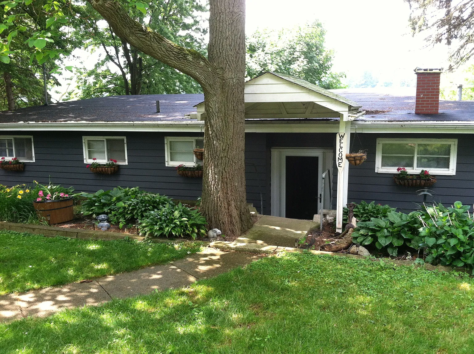 9643 N Circle Dr W photo 1