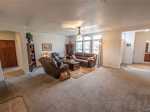 3rd image of 11865 E CADMIA Drive