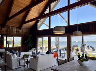 298 Dune Rd, Westhampton, NY 11978