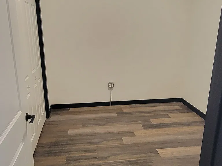 121 Penn Ave #202 — Photo 5