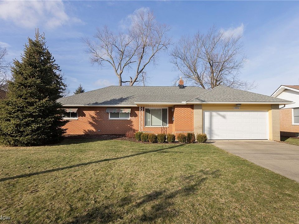 1st image of 2806 Carmen Dr