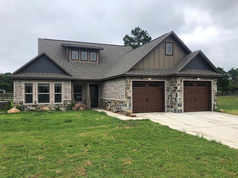 1st image of 105 Elkhorn Dr