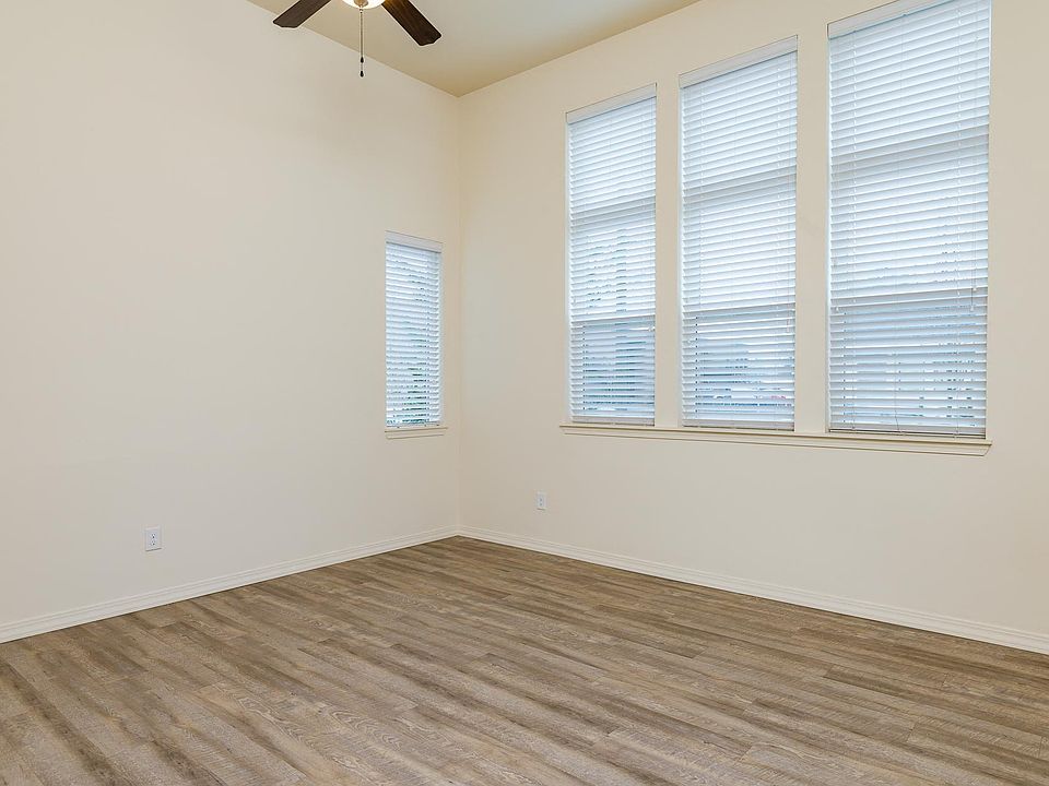 Midtown Apartments | Vancouver, WA | Living Room