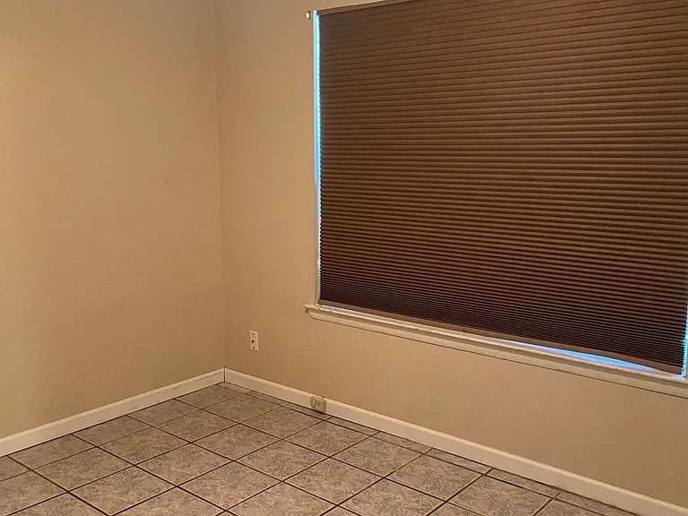 4908 Fairwood Dr — Photo 19