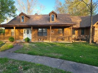 14736 Faon Ct, Florissant, MO 63034