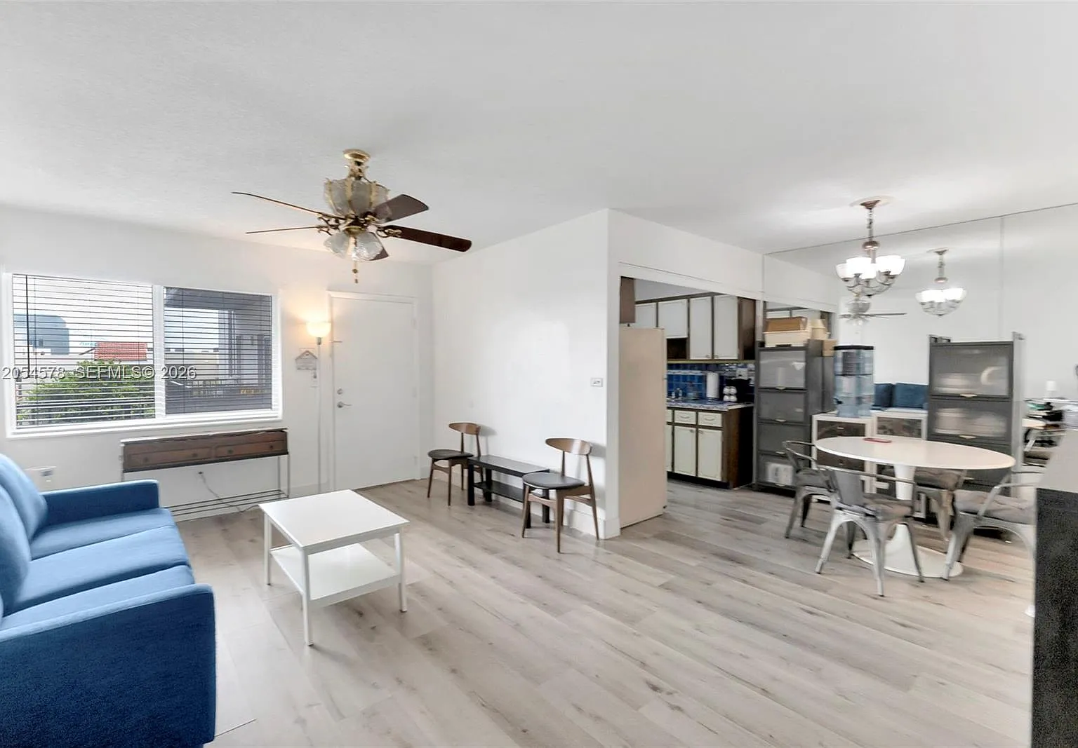 Marbella Apts Condo — Photo 4