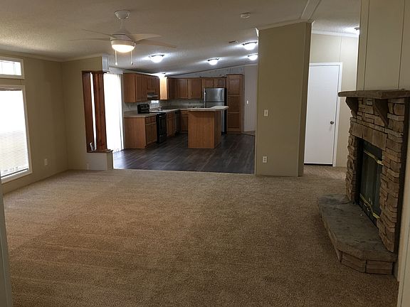 3rd image of 15147 NE 143rd Ter