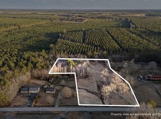 2560 Aurora Rd, Ernul, NC 28527