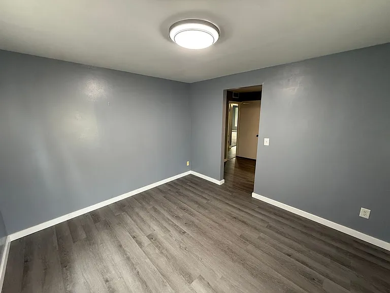 7149 Stellhorn Rd — Photo 23