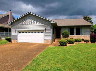 149 Willow Creek Dr, Soddy Daisy, TN 37379