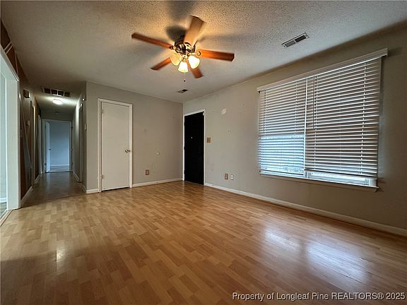 4th image of 105 Berwick Dr