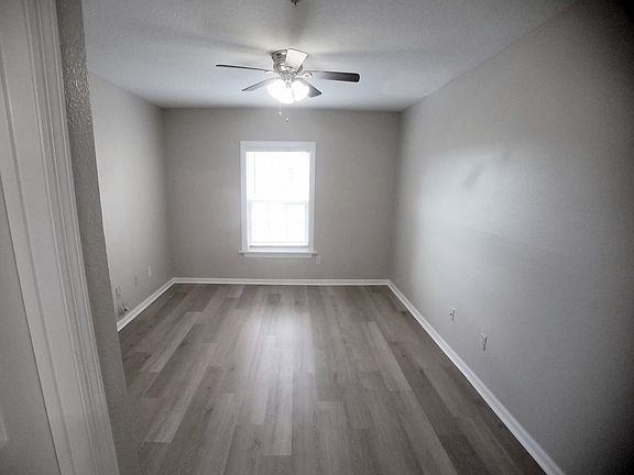 5th image of 6560 Swissco Dr Unit 325
