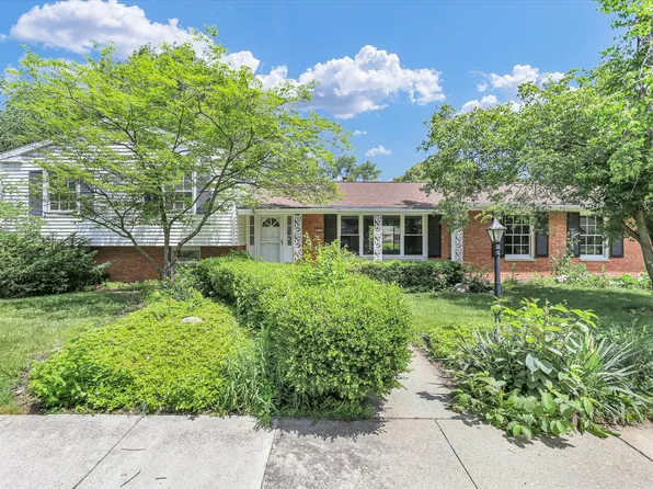 604 Park Lane Dr, Champaign, IL 61820