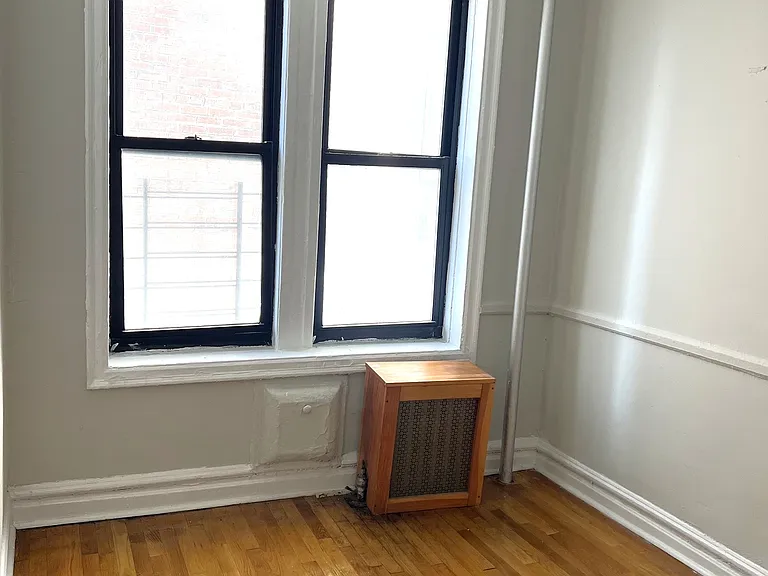 2133 Wallace Ave #217 — Photo 9