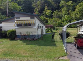 13117 Bowling St, Cumberland, MD 21502