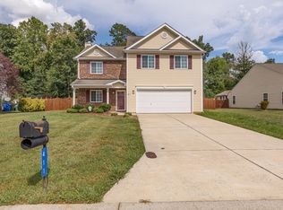 411 Walnut Crossing Dr, Whitsett, NC 27377