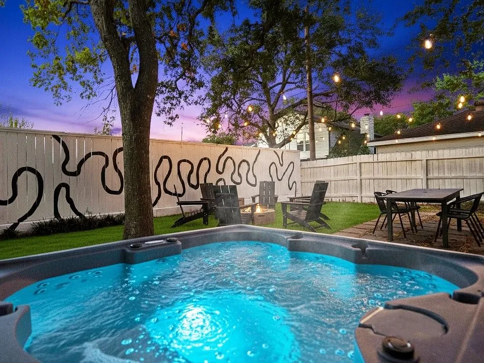 5614 Oakhaven Ln
