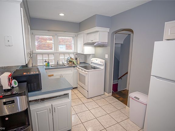 5th image of 9807 Park Heights Ave