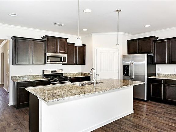 4th image of 2741 Lily Cir #40