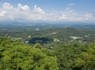 106 Summit Tower Cir, Asheville, NC 28804