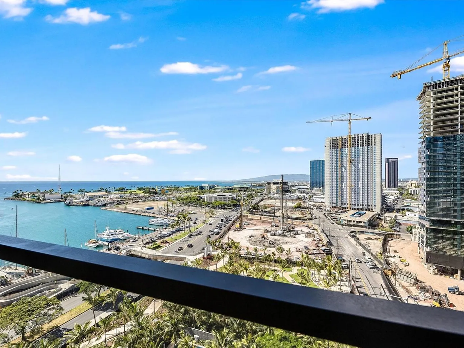 2 bed, 1084 sqft, $7,800 — Photo 3