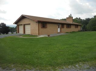 19181 Monroe Rd, Meadowview, VA 24361