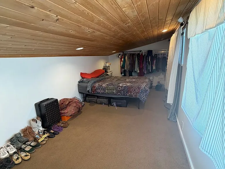 658 E Conway Ct — Photo 35