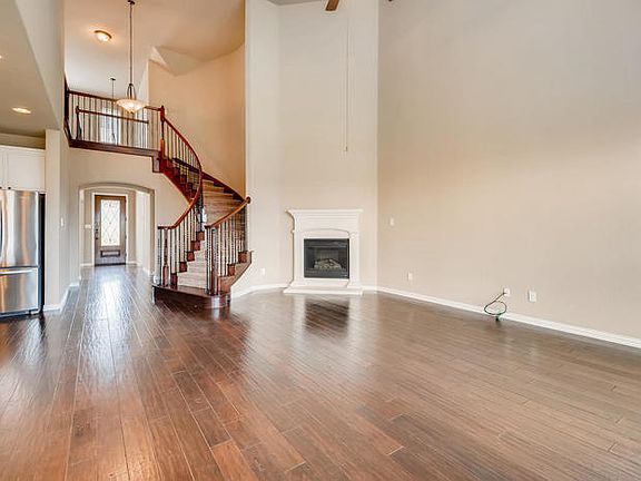 2nd image of 369 Ash Brook Ln