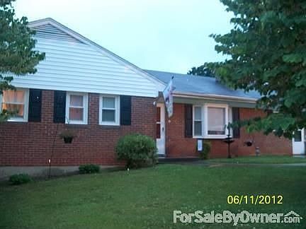 1st image of 241 Oakdale Cir