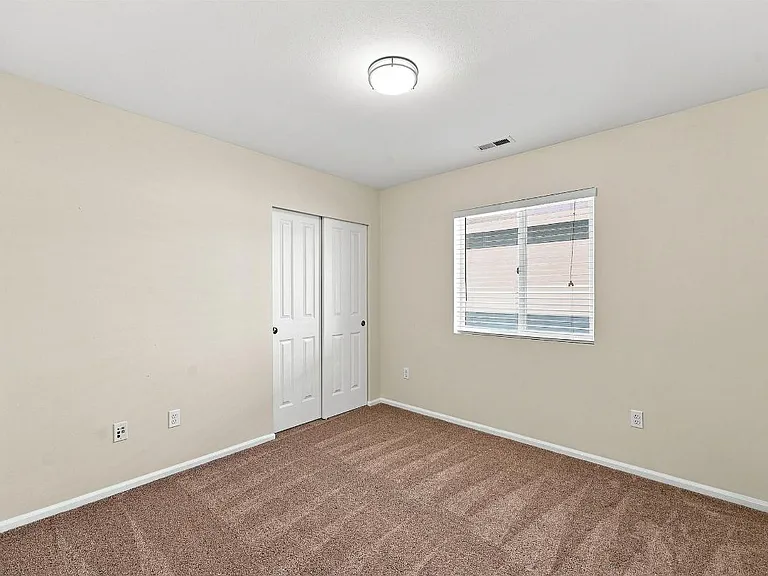 6038 Discovery St E — Photo 30